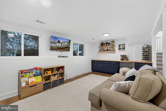 6410 NORDIX DR, Warrenton, VA 20187