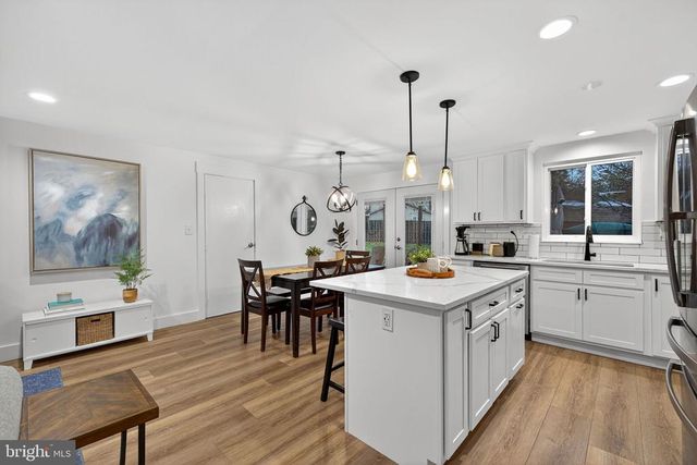 6410 NORDIX DR, Warrenton, VA 20187