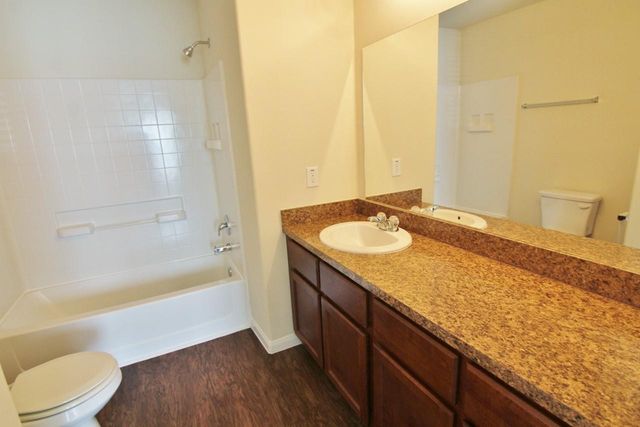 5807 Santa Cecilia Lane, Houston, TX 77017