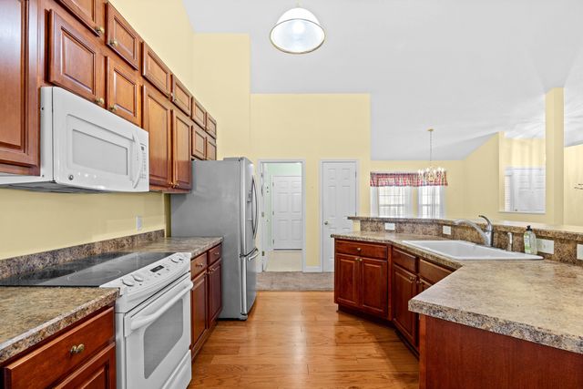 488 Westham Dr., Murrells Inlet, SC 29576