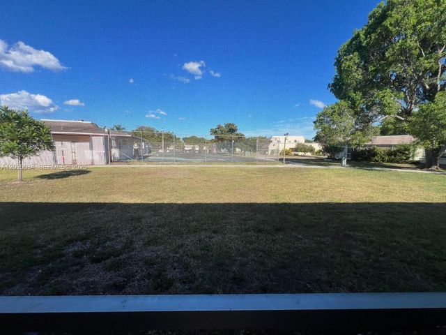 17009 SW 113th Ct 31643E, Miami, FL 33157