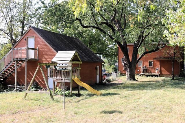 5801 Woodward Street, Merriam, KS 66202