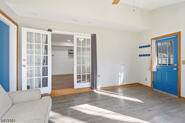 2 Lenape Trl, Washington Boro, NJ 07882