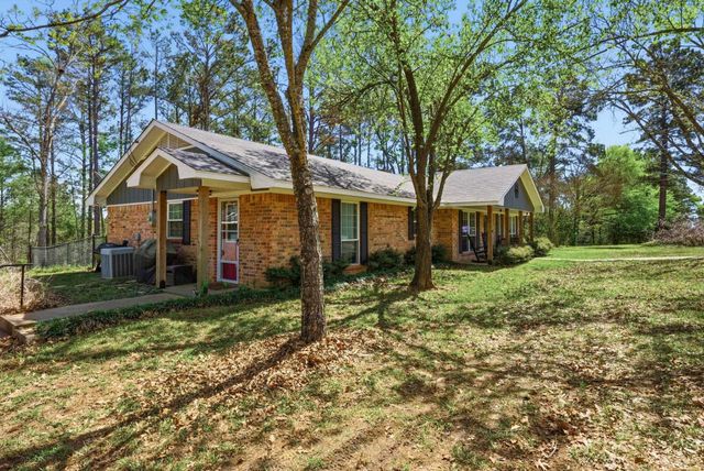 10763 S CR 461, Laneville, TX 75667