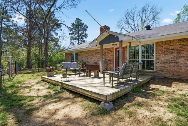 10763 S CR 461, Laneville, TX 75667