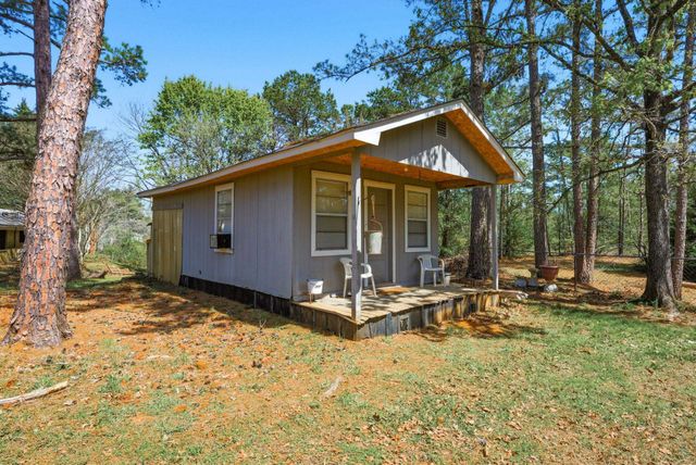 10763 S CR 461, Laneville, TX 75667