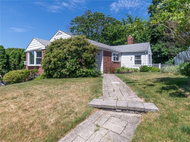 59 N Williams Street, Johnston, RI 02919