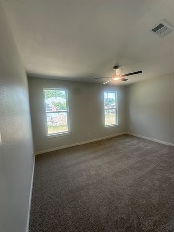 1400 N Business 287, Decatur, TX 76234