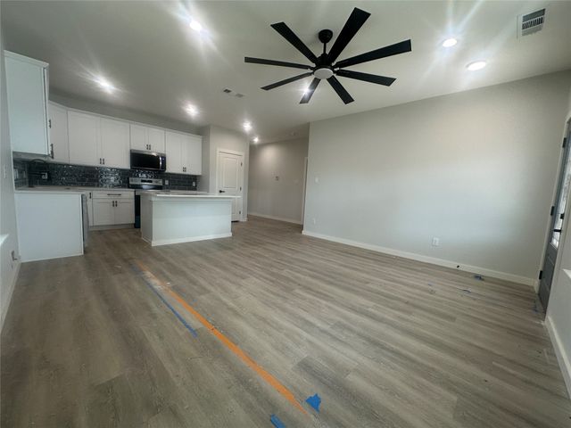 1400 N Business 287, Decatur, TX 76234