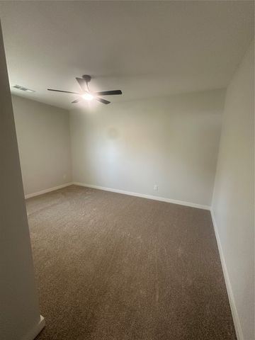 1400 N Business 287, Decatur, TX 76234