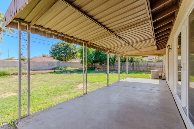 135 N STAPLEY Drive, Mesa, AZ 85203