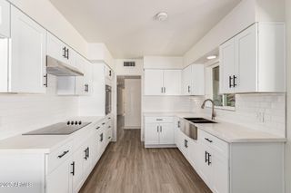 135 N STAPLEY Drive, Mesa, AZ 85203