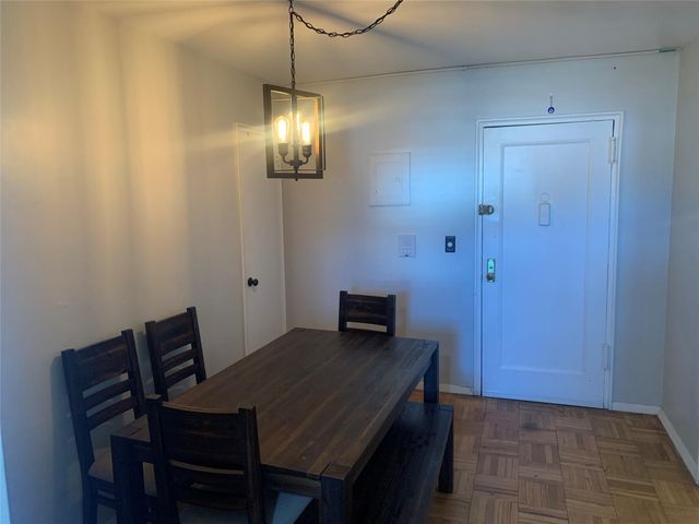 20 Shady Glen Court 3A, New Rochelle, NY 10805
