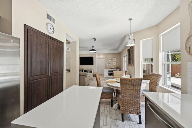 15073 Oak Chase Court, Wellington, FL 33414