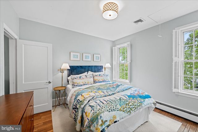 606 E ST SE, Washington, DC 20003