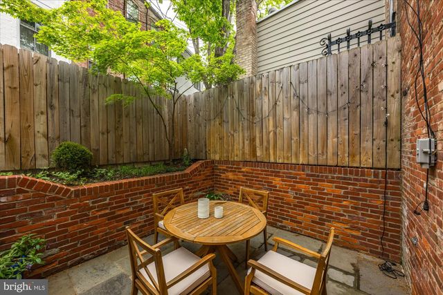 606 E ST SE, Washington, DC 20003