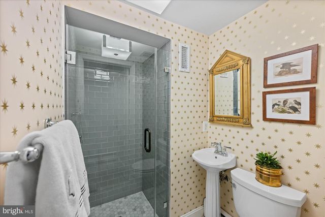 606 E ST SE, Washington, DC 20003