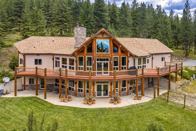 956 & 952 Falling Star Road, Victor, MT 59875