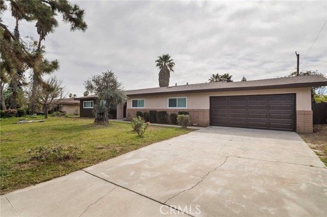 5874 Olive, Rialto, CA 92377