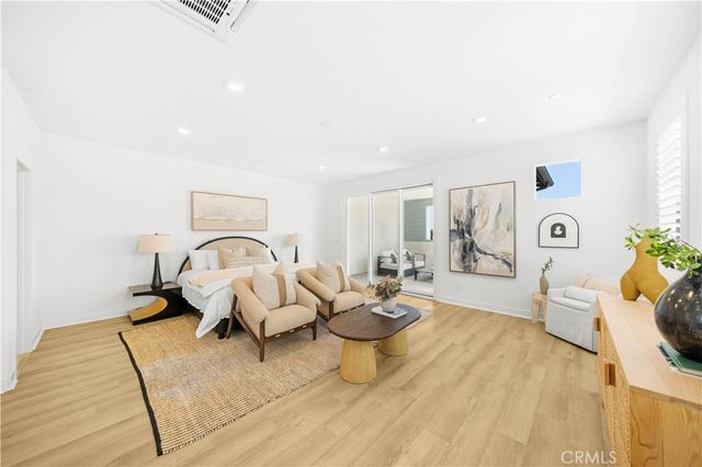 102 culture, Irvine, CA 92618