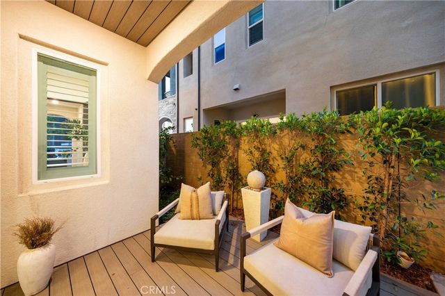 102 culture, Irvine, CA 92618