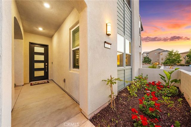 102 culture, Irvine, CA 92618