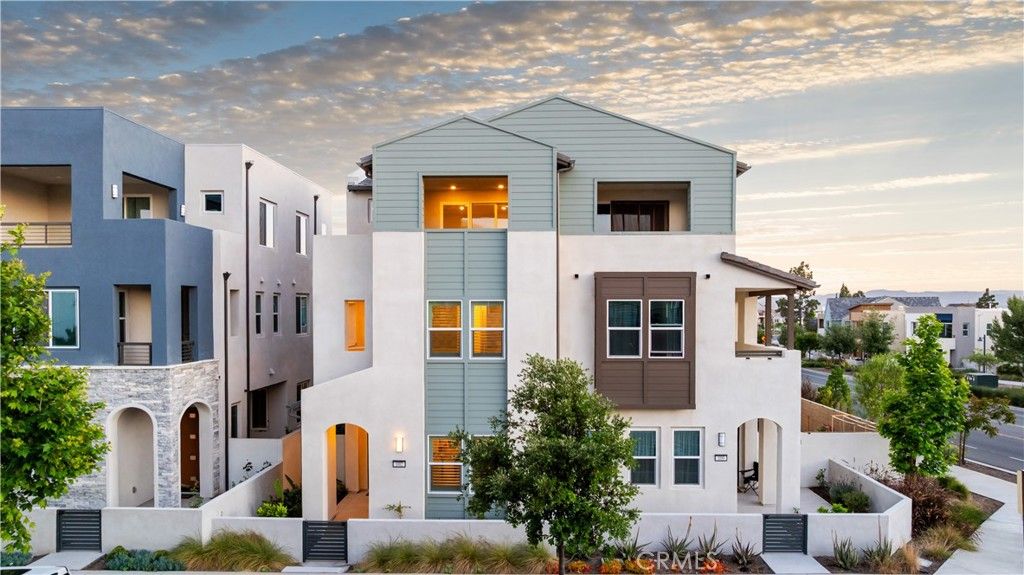 102 culture, Irvine, CA 92618