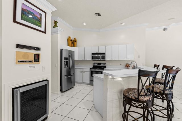 15495 Rolling Meadows Circle, Wellington, FL 33414