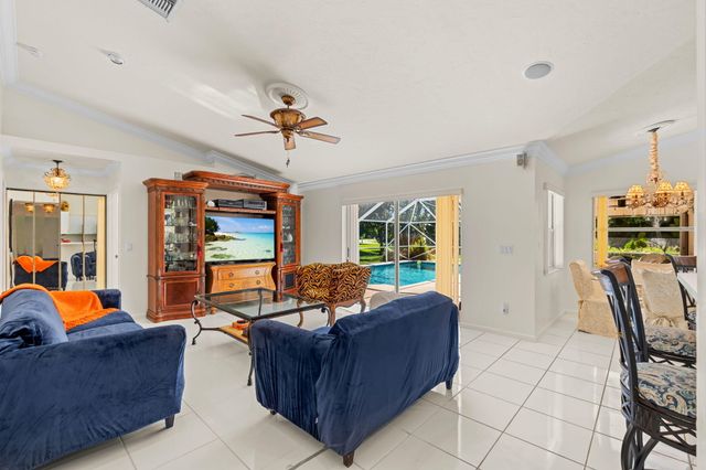 15495 Rolling Meadows Circle, Wellington, FL 33414