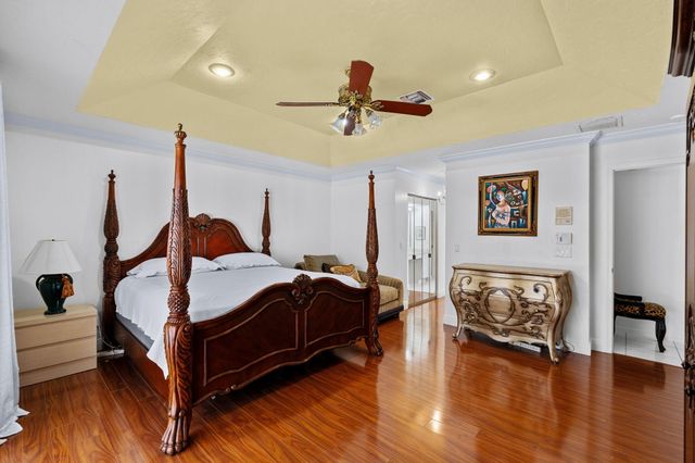 15495 Rolling Meadows Circle, Wellington, FL 33414