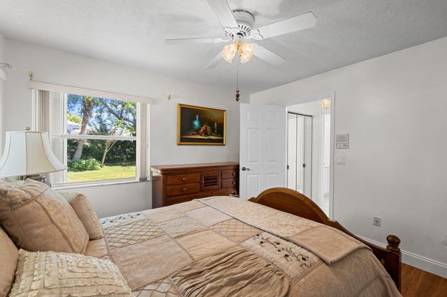 15495 Rolling Meadows Circle, Wellington, FL 33414