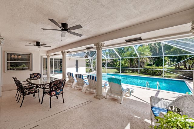 15495 Rolling Meadows Circle, Wellington, FL 33414