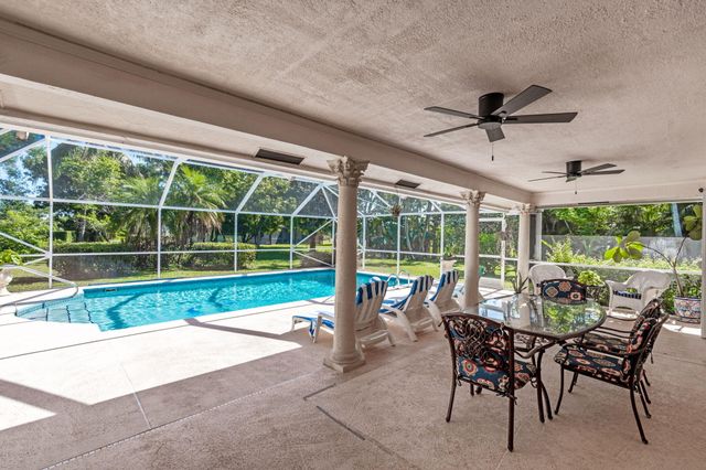 15495 Rolling Meadows Circle, Wellington, FL 33414