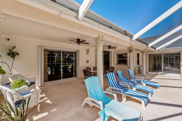 15495 Rolling Meadows Circle, Wellington, FL 33414