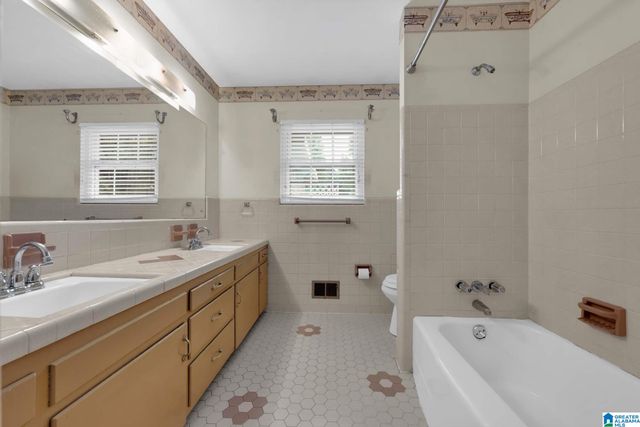 6007 PLEASANT HILL ROAD, Bessemer, AL 35022