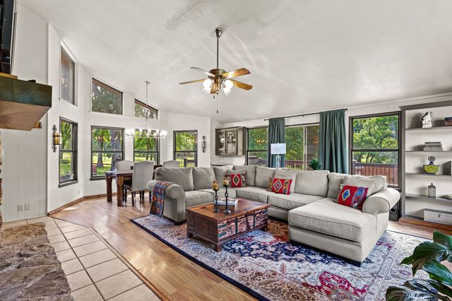 2403 County Road 2224, Decatur, TX 76234
