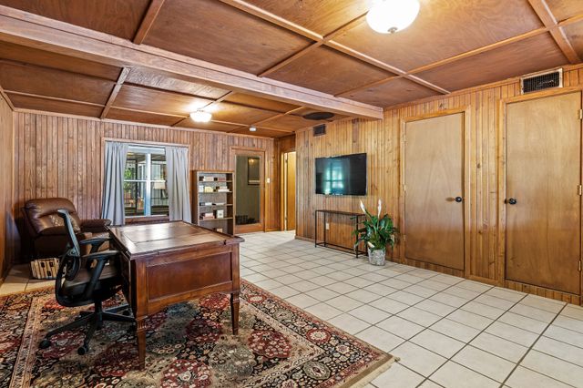 2403 County Road 2224, Decatur, TX 76234