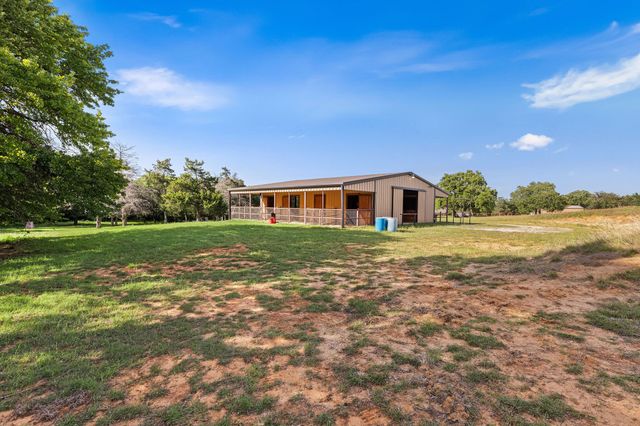 2403 County Road 2224, Decatur, TX 76234