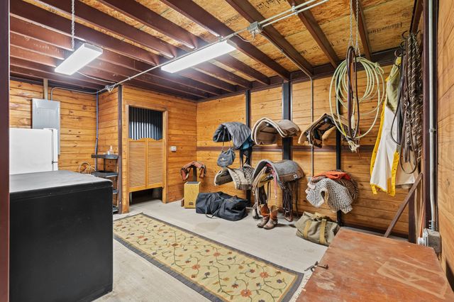 2403 County Road 2224, Decatur, TX 76234