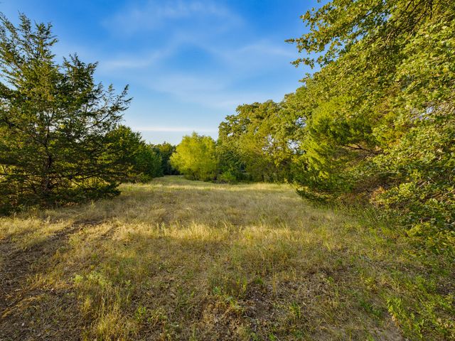 2403 County Road 2224, Decatur, TX 76234