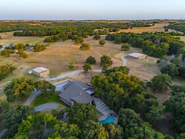2403 County Road 2224, Decatur, TX 76234