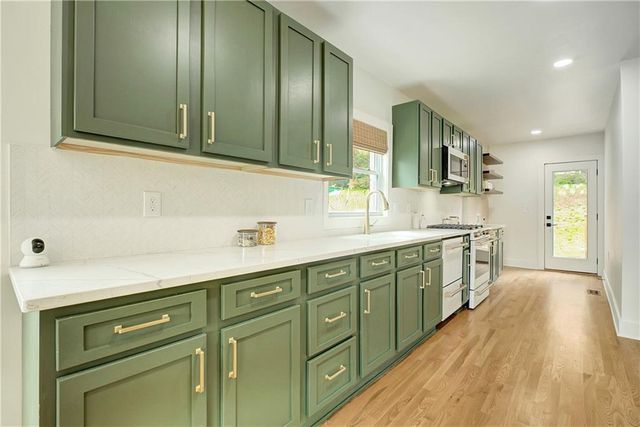 1747 Cascade Terrace SW, Atlanta, GA 30311