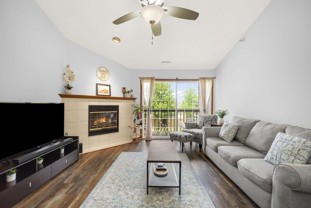 4511 S 124th STREET, New Berlin, WI 53151
