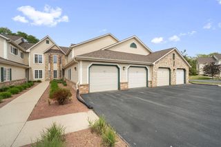 4511 S 124th STREET, New Berlin, WI 53151