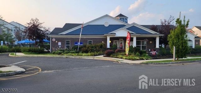 532 Great Beds Court, Perth Amboy, NJ 08861