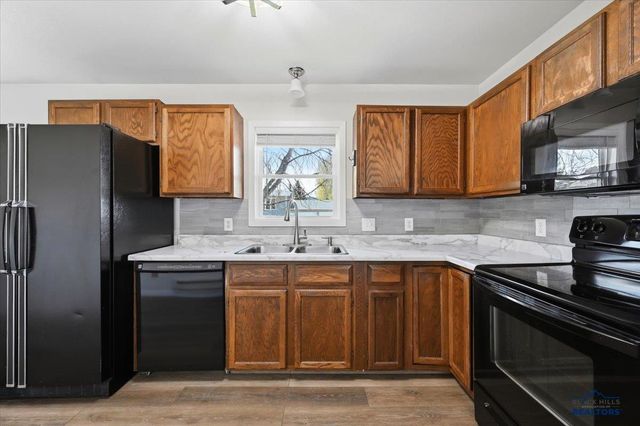 812 E GRANT, Spearfish, SD 57783