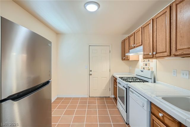 1933 Allen Avenue, Henderson, NV 89011