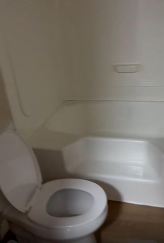 76 County Road 2292, Cleveland, TX 77327