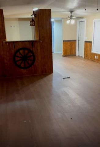 76 County Road 2292, Cleveland, TX 77327