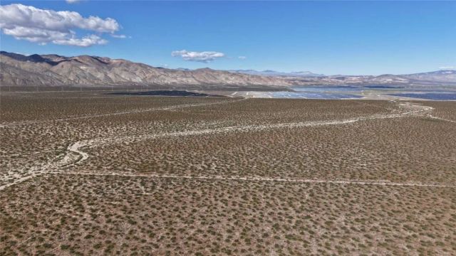 0 Collins, Mojave, CA 93501